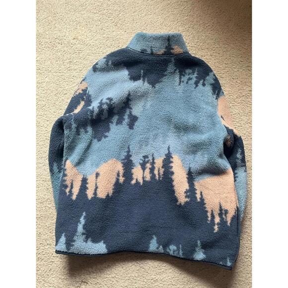 Fleece Jacket - Picture 2 of 3